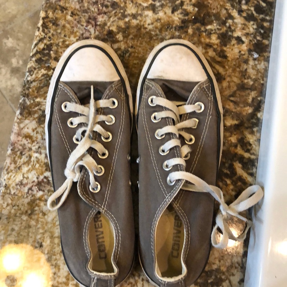Shoes that are a size 7 for women’s